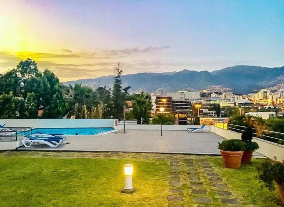 The Suite Qm Funchal  Bagian luar foto